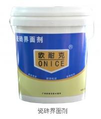 歐耐克界面劑的用途：主要用于大理石、墻面等光滑面粘貼前處理。歐耐克工程師曾做過實(shí)驗(yàn)，可以通過界面劑在玻璃上、瓷磚上貼瓷磚，粘接牢固，沒有掉磚情況。歐耐克界面劑產(chǎn)品包裝圖